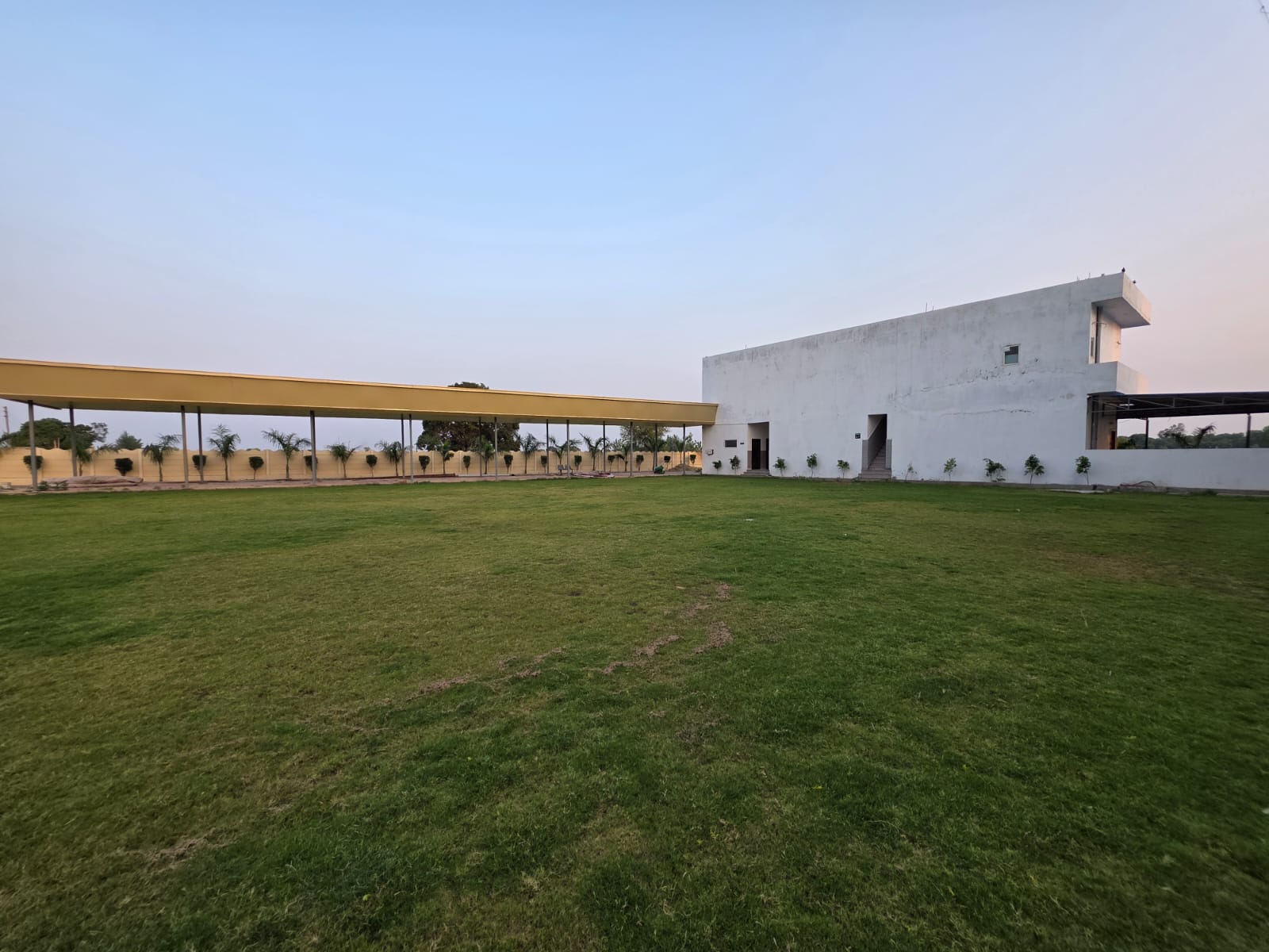 the avenue resort