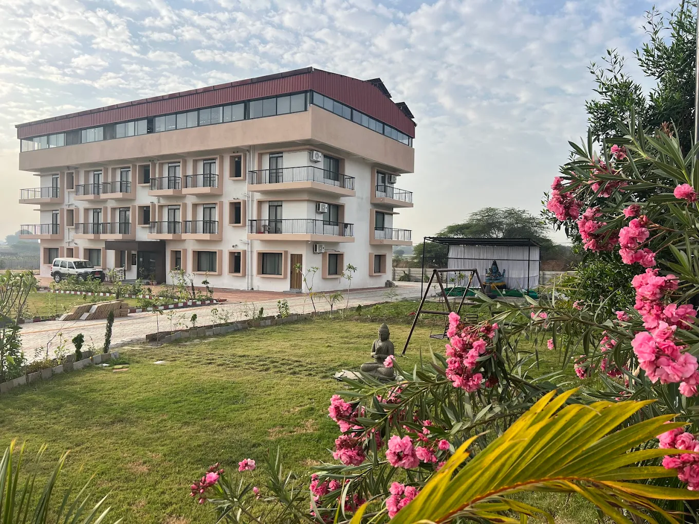 Anandmay Wellness Retreat