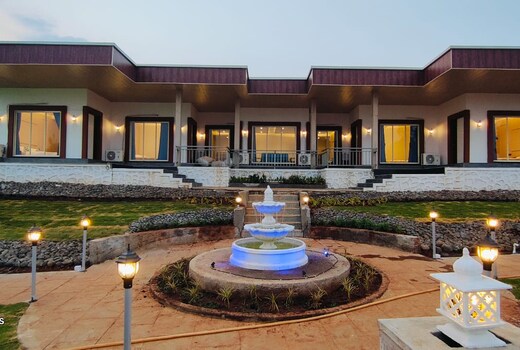 Natures Love Pool Villa - Karjat