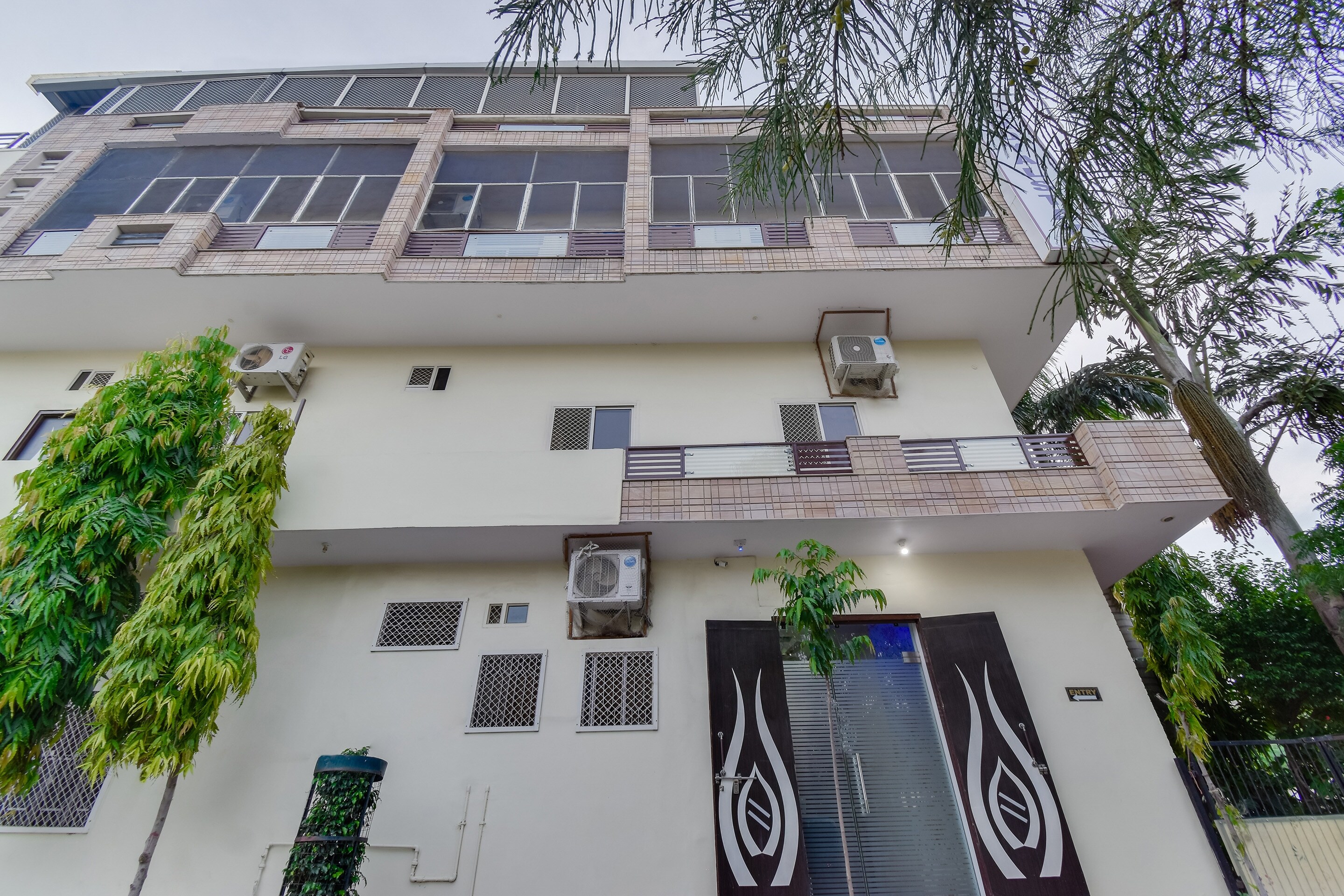 Hotel O Ekta My Stay