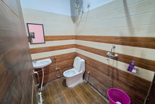 Hotel Delight 106 Rooms Stay Airport budget rooms