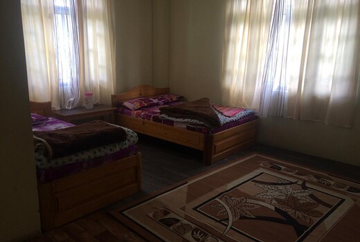 Dogra Inn Lachung