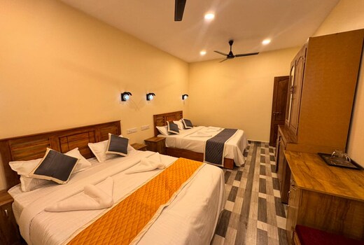 Elenji Homestay