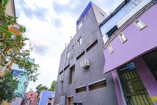 FabHotel Mara Residency