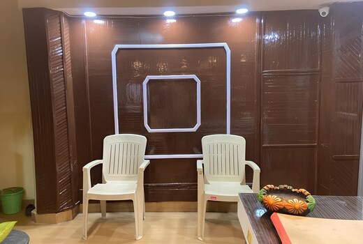 Gulmohar Deluxe Hotel