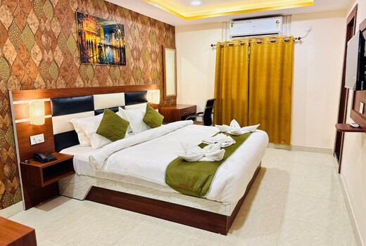 HOTEL GOLDEN CRYSTAL