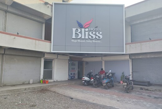 Hotel Bliss