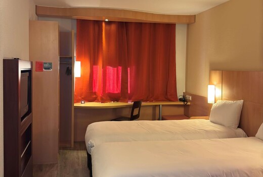 ibis Istres Trigance