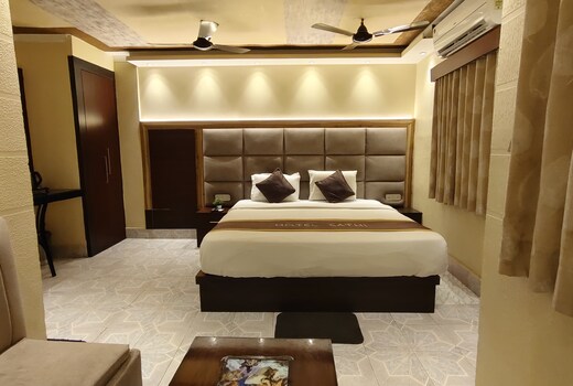 HOTEL SATHI TARAPITH