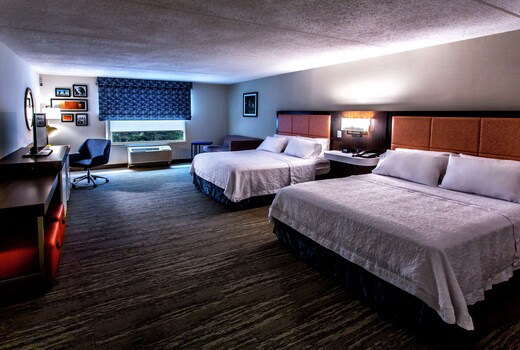Hampton Inn & Suites by Hilton Staten Island