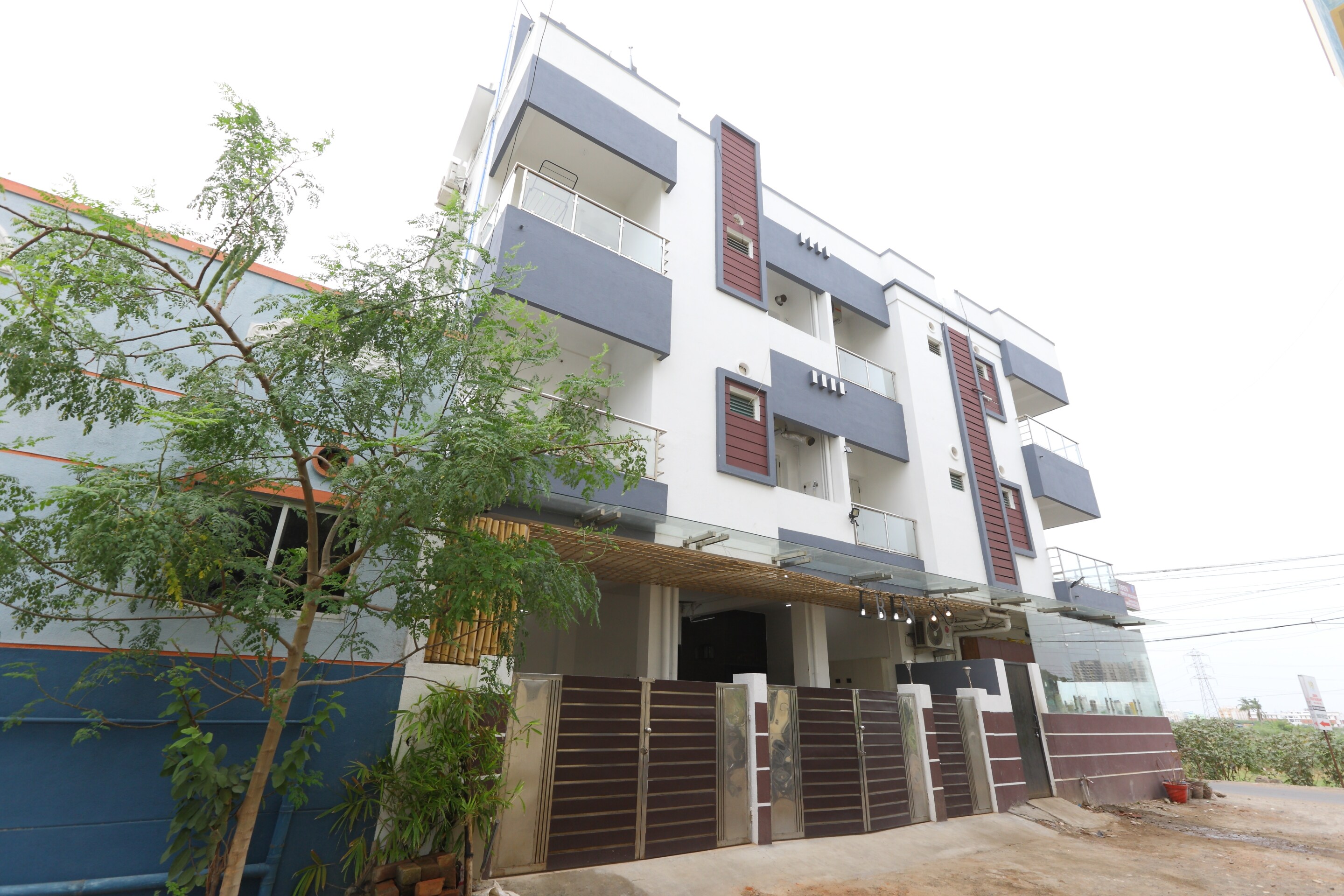 Hotel O Eben Service Apartment