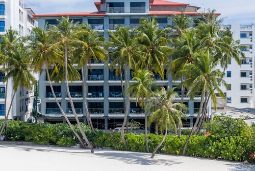 Kaani Grand Sea view