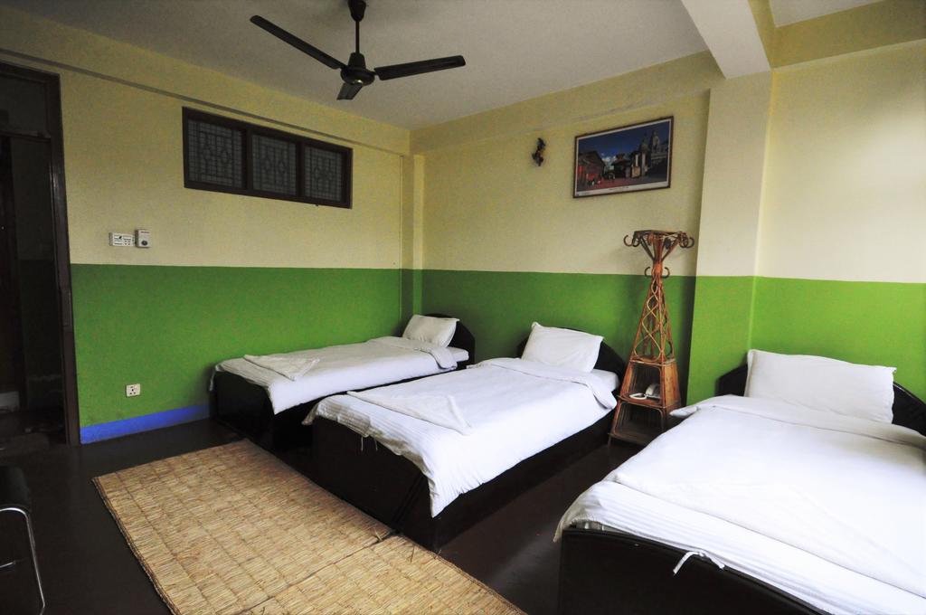 Metro Eco Hotel