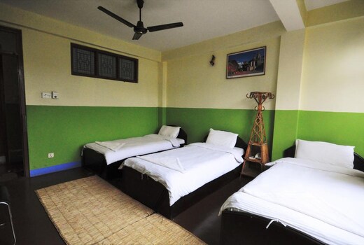 Metro Eco Hotel