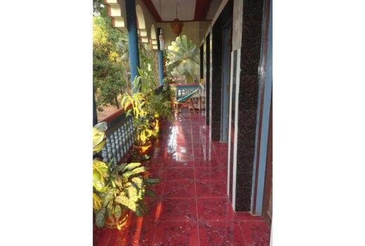 Naga Palace, Gokarna