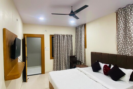 hotel jagruti inn