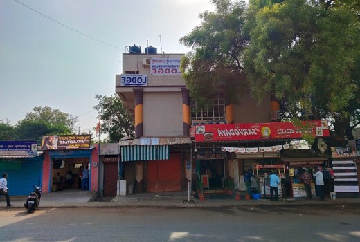 Sarvodaya DLX Lodge