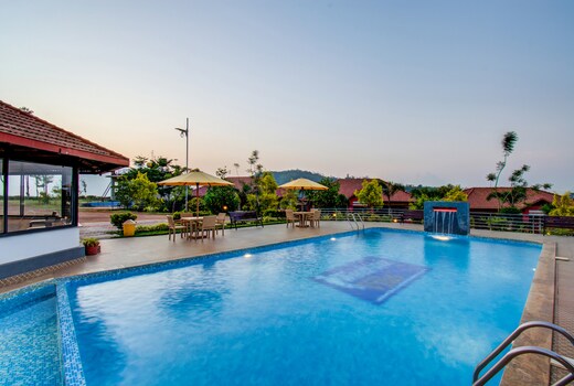 Woodstock Resorts