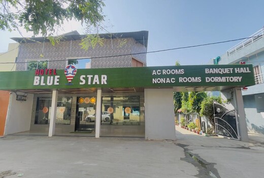 Hotel Blue Star