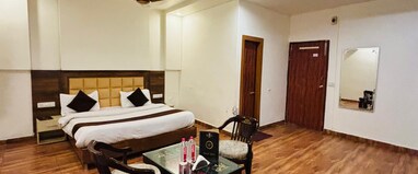 Hotel Bliss