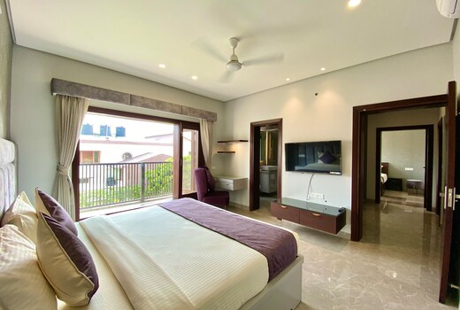Vastu | Serene Studio Apartments