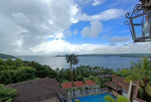 Raposo Resort.