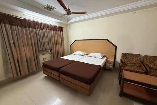 Seshi Lodge