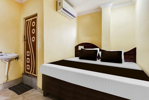 Hotel O Sri Sai Mani Lodge
