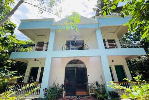 IHA HOMESTAY