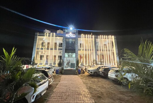 Hotel Alka Palace