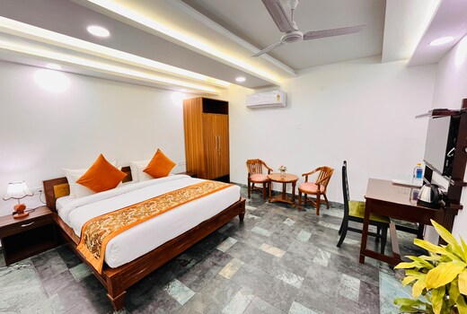 Hotel Green Galaxy - Green Park South Delhi