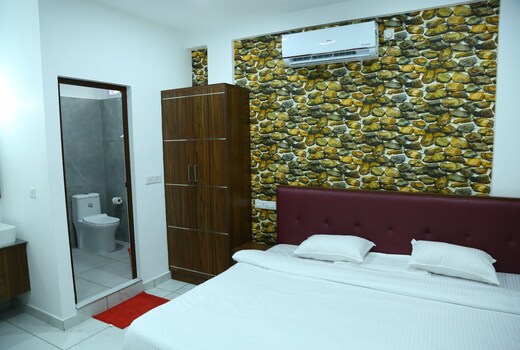 Kurian Plackal Residency