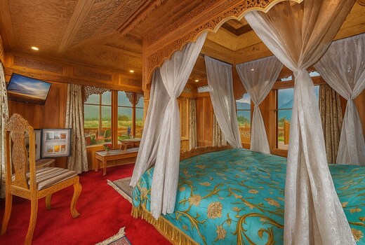 Floating shanghai group of houseboat