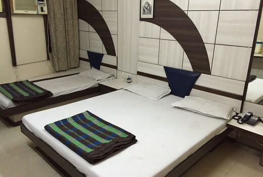 Hotel Neelam