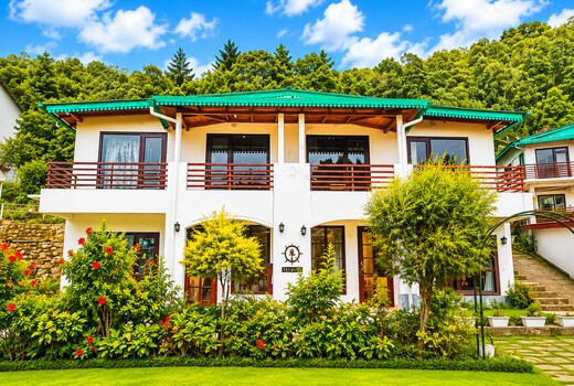 Valewood Cottage 1BR GF in Shyamkhet by Homeyhuts