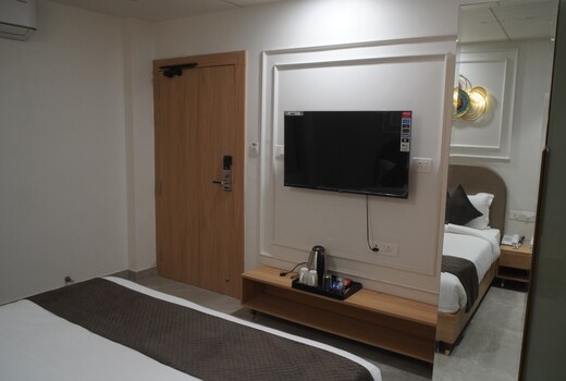 Ira Retreat Varanasi