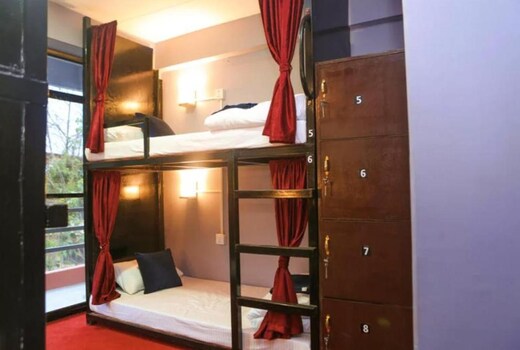 Paila Hostel Lakeside