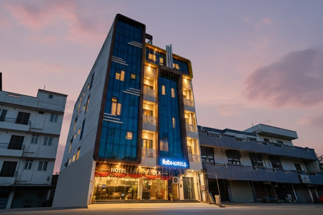 FabHotel Jalsa DLX