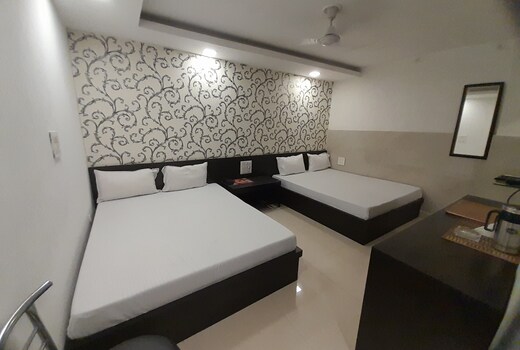 HOTEL SHREE