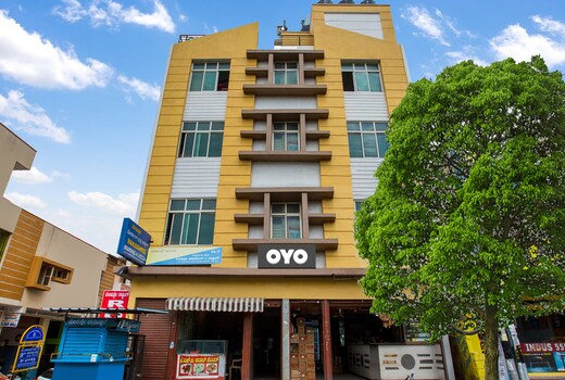 Hotel O Manjushree Boarding & Lodging nearby Dr.BR Ambedkar Stadium Basveshwar nagar
