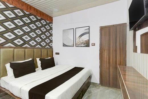 Hotel O Heaven Stay