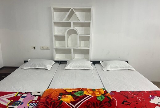 Pookode Service Villa