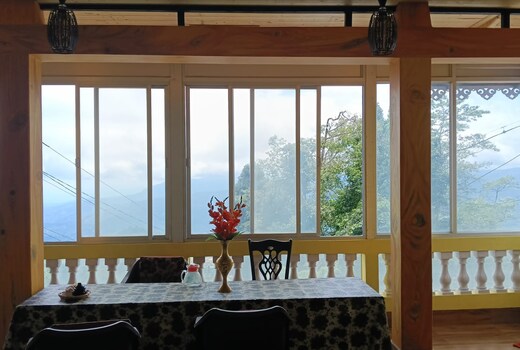 Cozy Nest Homestay Kurseong