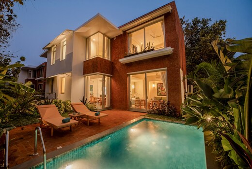 HNH Flagship 2BHK Private Pool