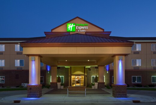 Holiday Inn Express & Suites ABERDEEN