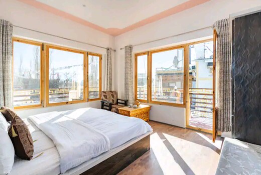 Nangseem Guest House