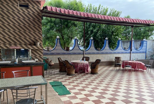 Raghav Hotel