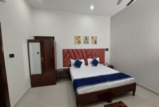 Kailasha Inn