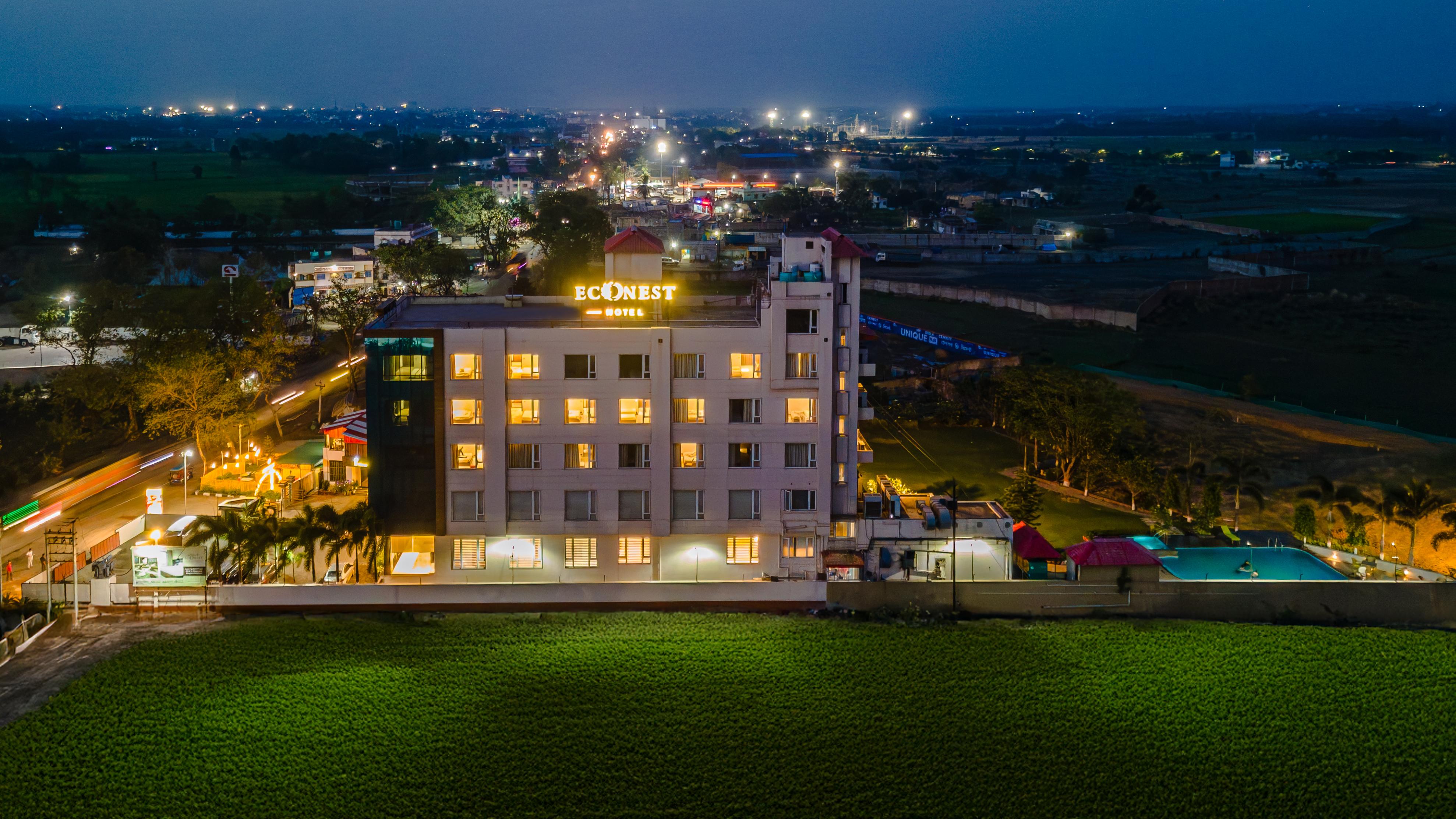 ECONEST HOTEL