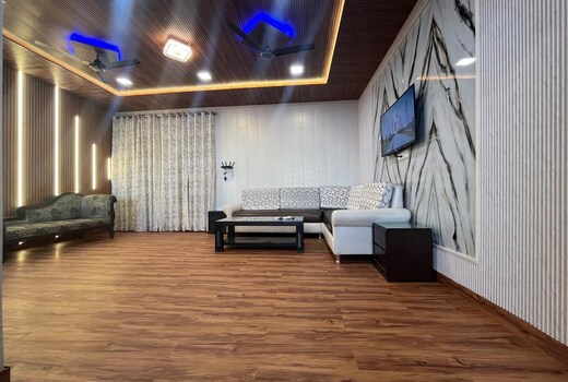 Luxe Vista Agra City